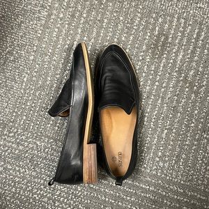 SUSINA KELLEN LOAFERS - supple black leather